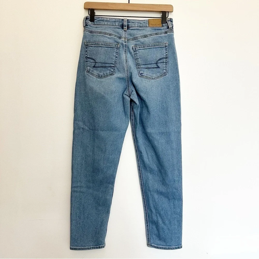 American Eagle Stretch Mom Jean Denim Size 4 Casual Straight Leg High Rise